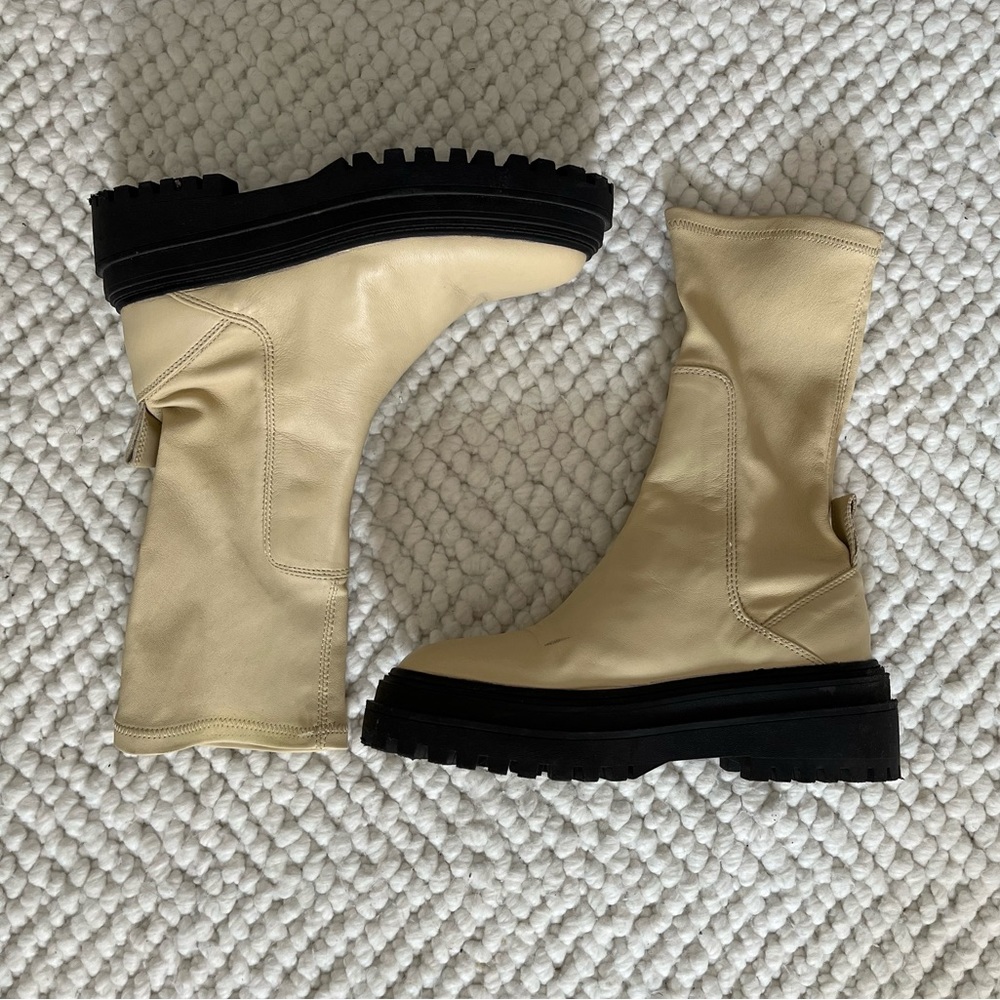 Zara / Lug Sole Sock Boot / Cream / 38